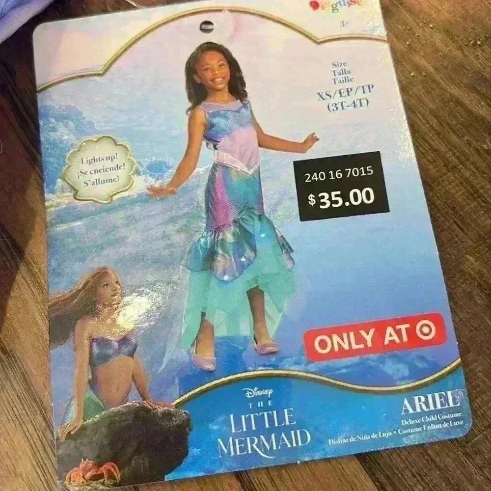 NWT beautiful light up Ariel Little Mermaid dress